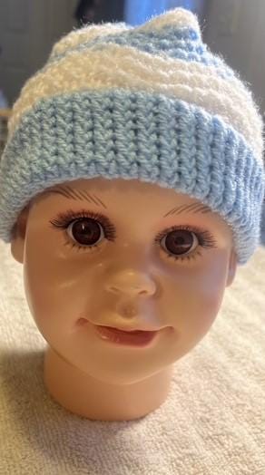 Newborn knitted Blue and White beanie